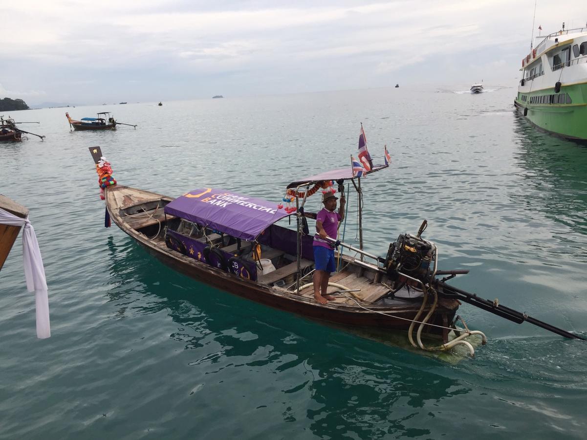 Phi Phi Sea And Hill Resort Buitenkant foto
